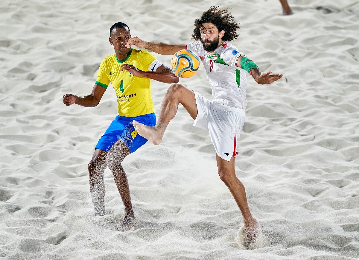 ملی پوشان فوتبال ساحلی در اندیشه‌ی تاریخ سازی
