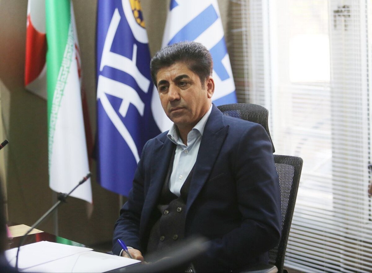 تقدیر و تشکر دبیرکل فدراسیون از باشگاه چادرملو اردکان تقدیر و تشکر دبیرکل فدراسیون از باشگاه چادرملو اردکان