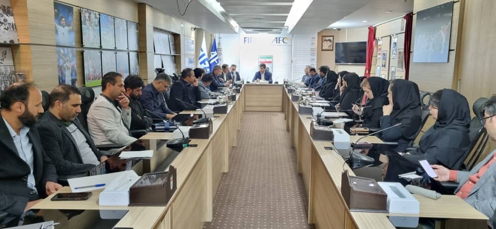 برگزاری نشست دبیرکل با روسای دپارتمان های فدراسیون