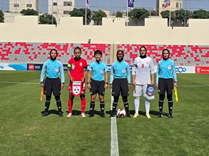 پایان نیمه نخست دیدار ایران و سنگاپور
