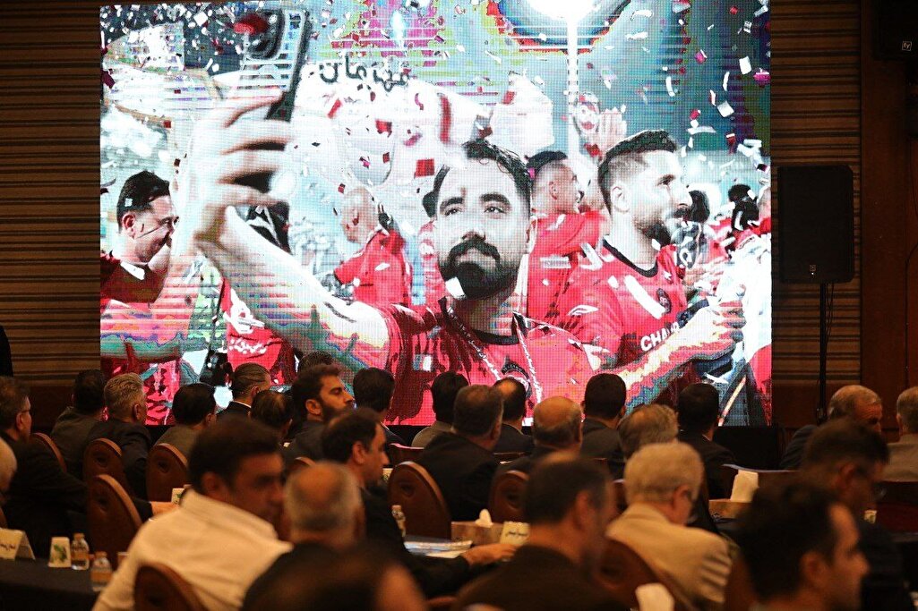 در انتظار فصل نو