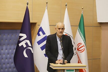 نبی: پوشیدن پیراهن تیم ملی مثل دفاع از خاک کشور است