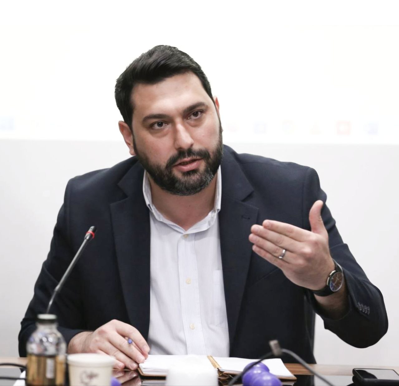 کامیانی: عملکرد تیمهای ملی فوتسال جوانان در بحرین را بررسی میکنیم