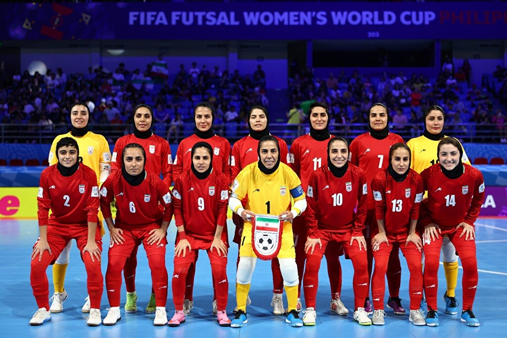 صعود دختران فوتسال ایران به قلب مردم
